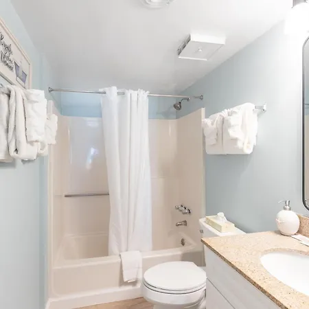 Bay Club Resort Ocean City Room photo